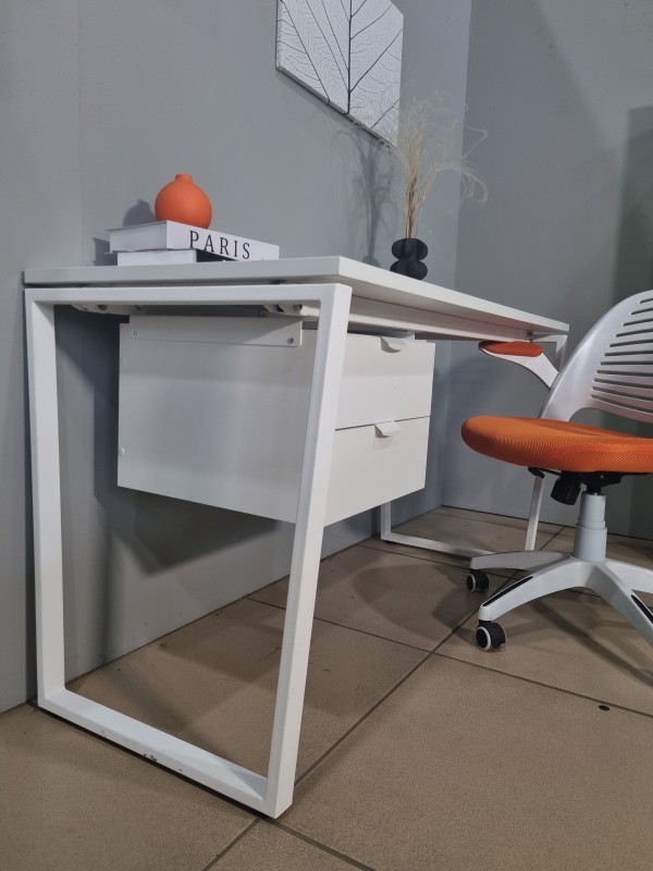 Стол с тумбой ФЛАЙ