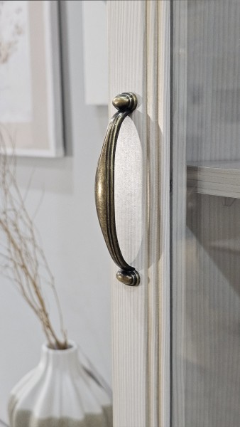 Шкаф-витрина низкий №3 Сиена